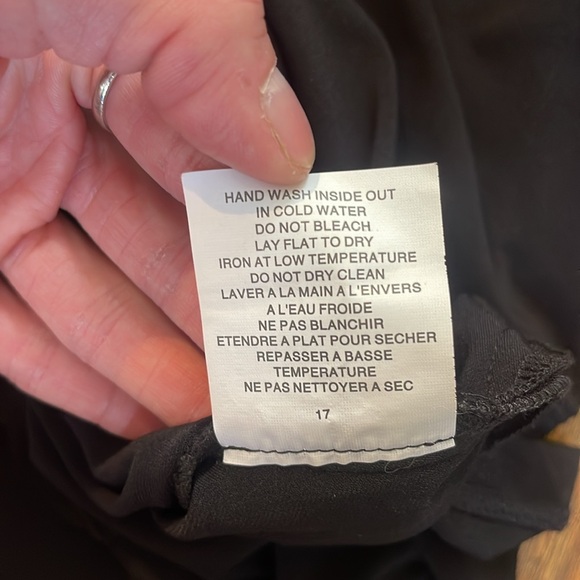 Sympli Focus cold-shoulder tunic top - Picture 6 of 11